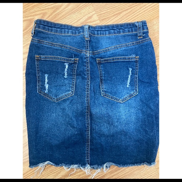 DARK BLUE DENIM SKIRT - Picture 4 of 6